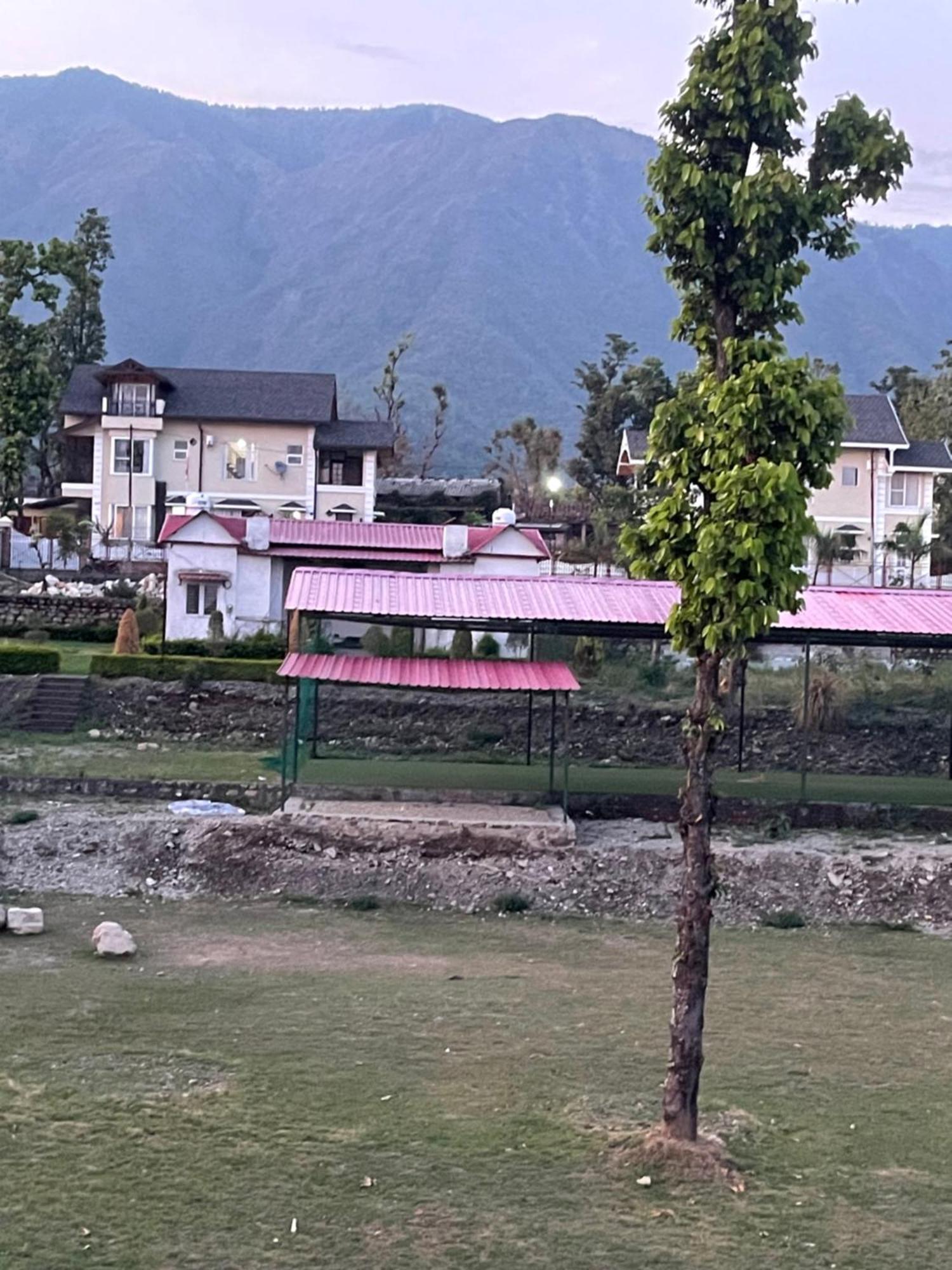 Hidden Nature Resort Dehradun Bagian luar foto
